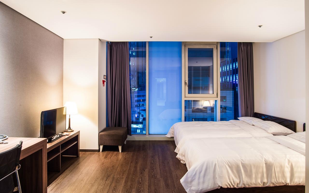 Hotel Arinus Shinchon Seoul Exterior photo